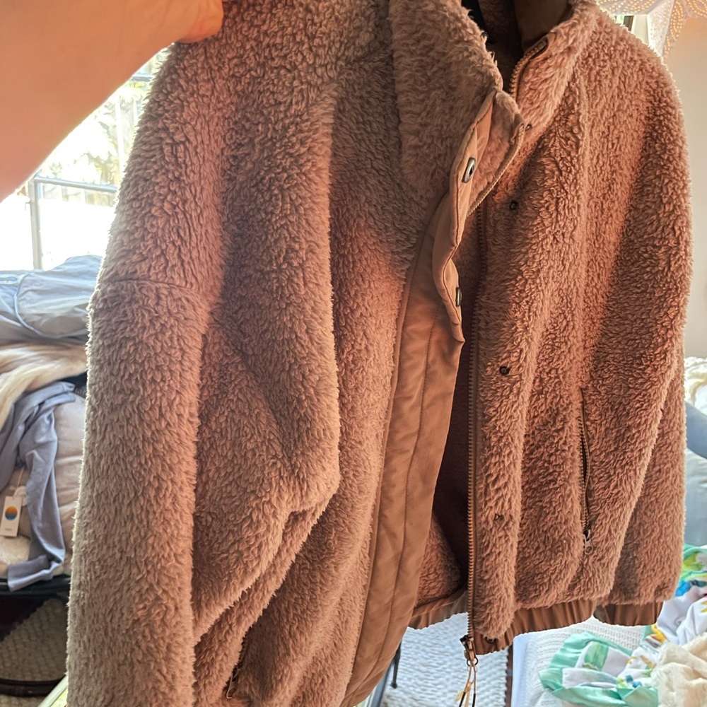 Vuori Sherpa Jacket NEW